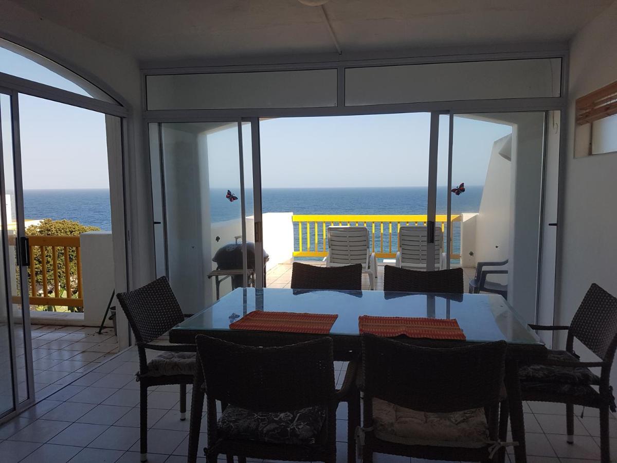 Ballito 69 Perissa Santorini Sea View, Walk To Beach -Family Only Экстерьер фото