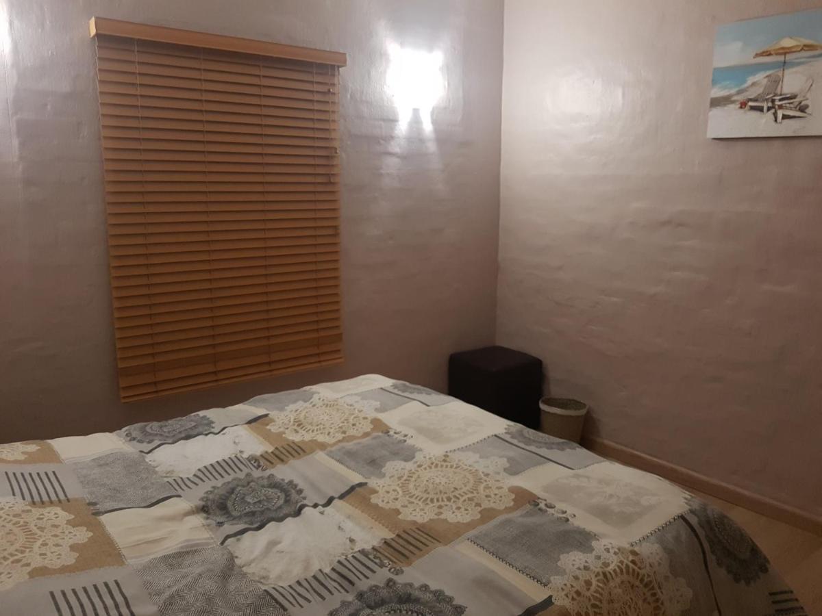 Ballito 69 Perissa Santorini Sea View, Walk To Beach -Family Only Экстерьер фото